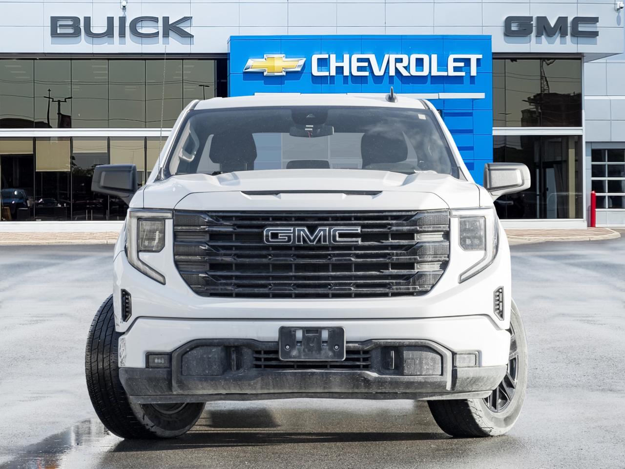 2023 GMC Sierra 1500 4WD Crew Cab 147  Elevation   Black Pkg! Photo