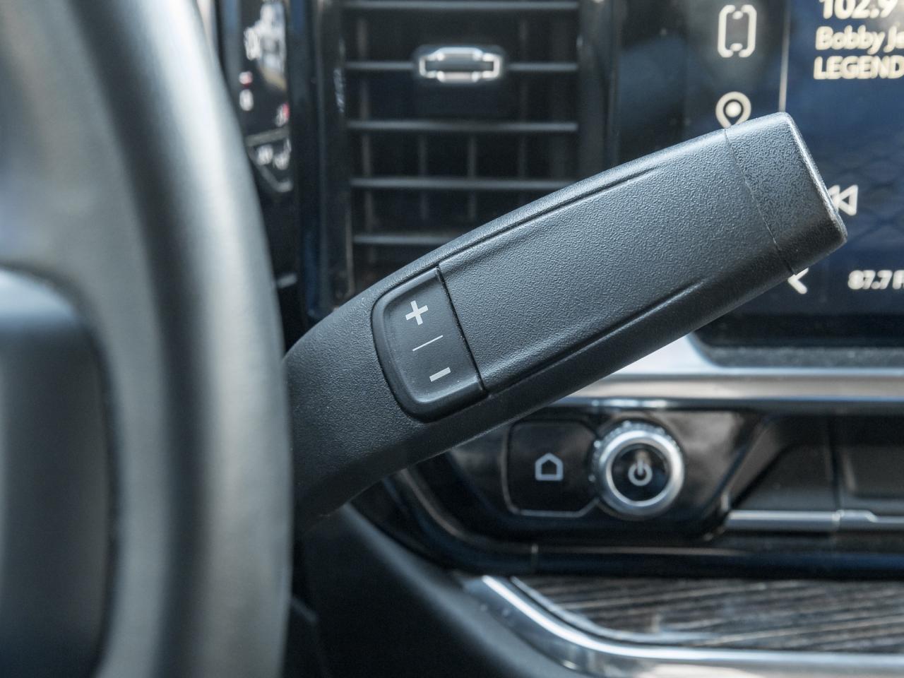 2023 GMC Sierra 1500 4WD Crew Cab 147  Elevation   Black Pkg! Photo