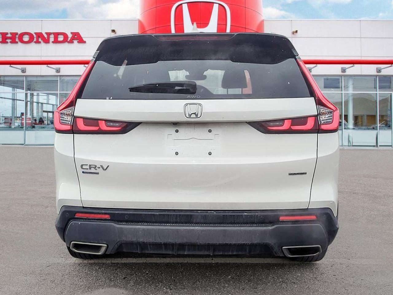 2025 Honda CR-V Hybrid Touring Photo4