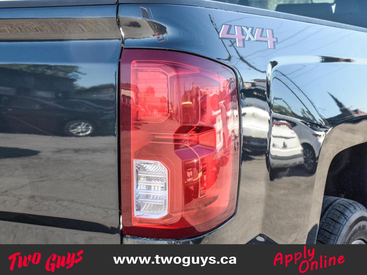 2018 Chevrolet Silverado 1500 1LTZ 5.3L 4WD Crew   Tow Pkg   New Tires Photo