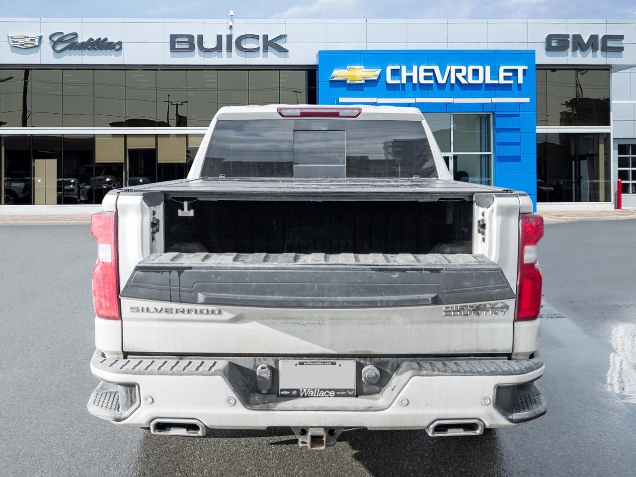 2022 Chevrolet Silverado 1500 LTD 4WD Crew Cab 147  High Country   Loaded! Diesel! Photo