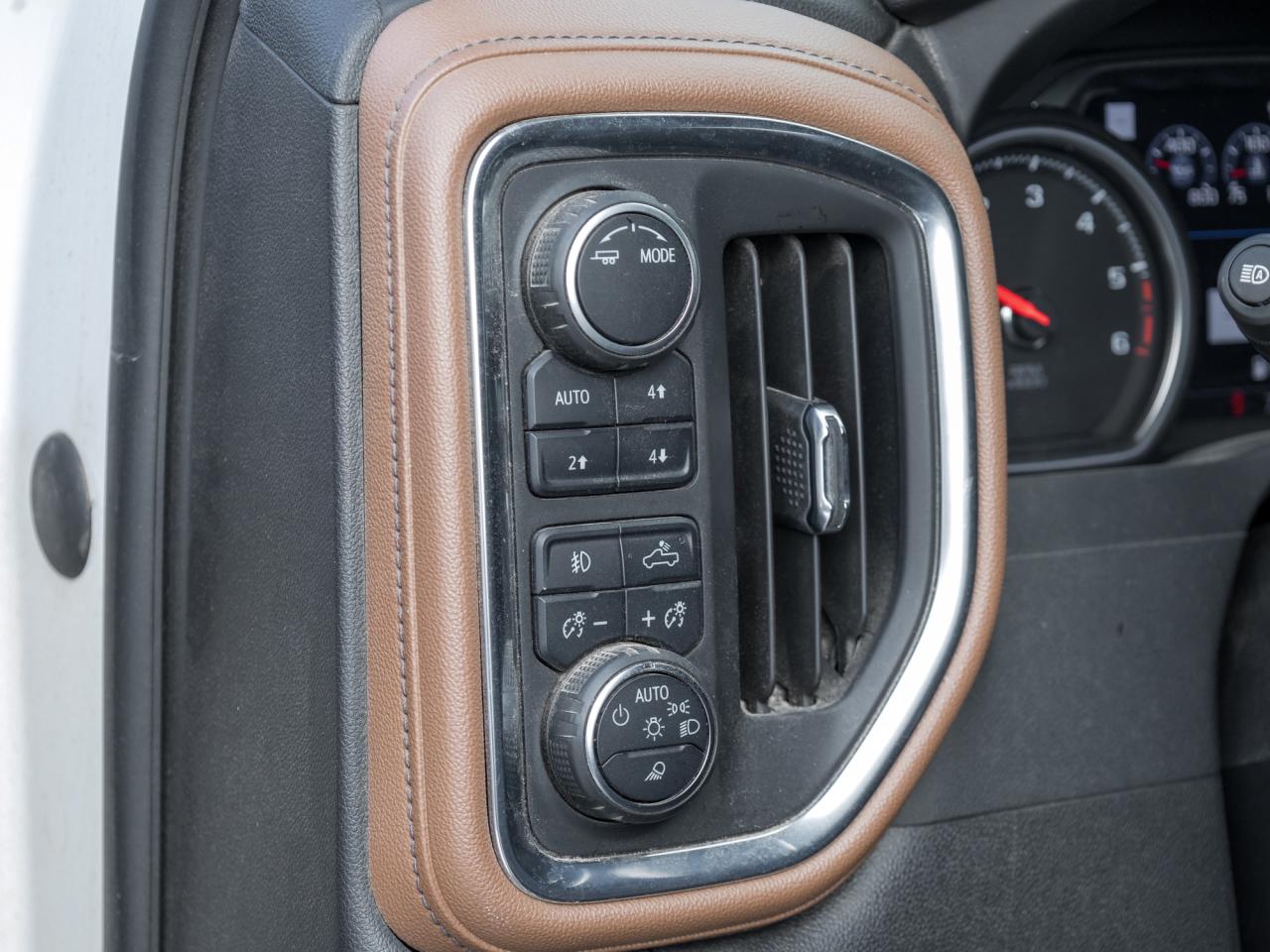 2022 Chevrolet Silverado 1500 LTD 4WD Crew Cab 147  High Country   Loaded! Diesel! Photo