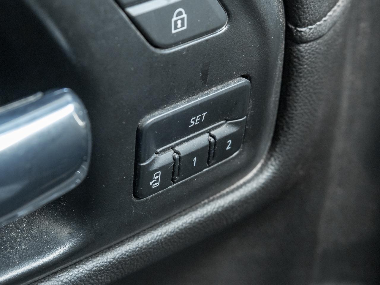 2022 Chevrolet Silverado 1500 LTD 4WD Crew Cab 147  High Country   Loaded! Diesel! Photo