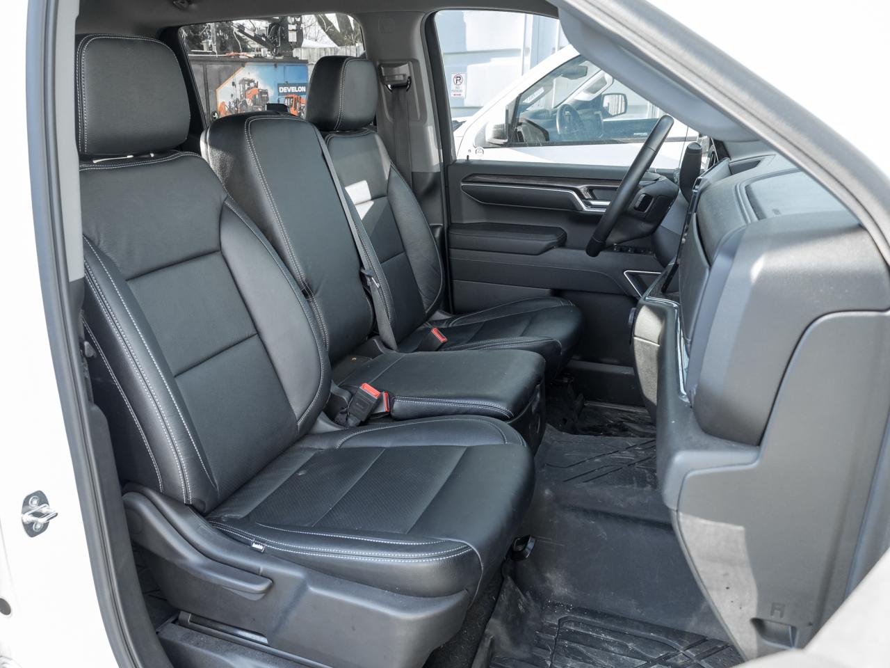 2023 Chevrolet Silverado 1500 4WD Crew Cab 147  RST   True North! Photo