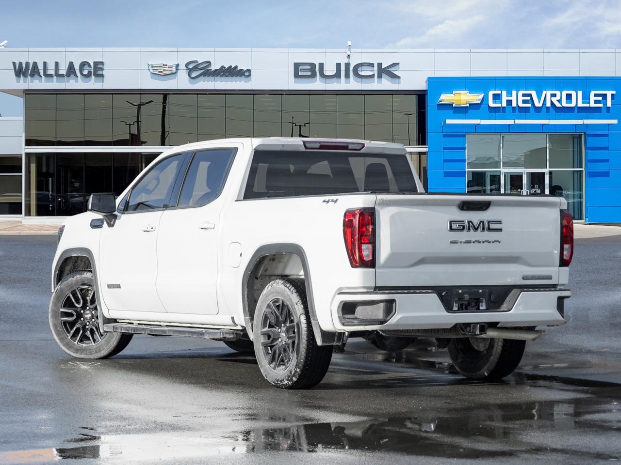 2023 GMC Sierra 1500 4WD Crew Cab 147  Elevation   Black Package Photo4