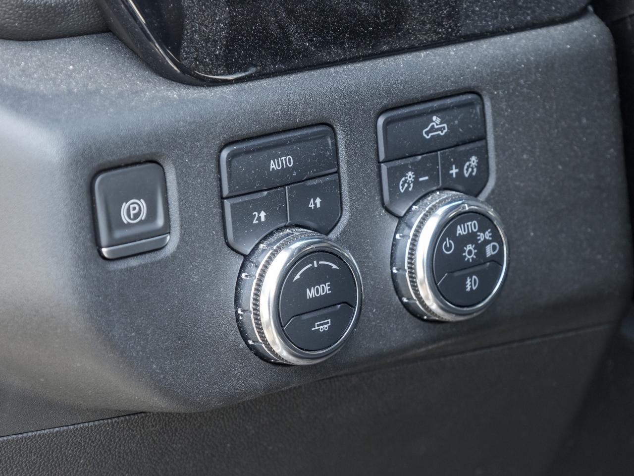 2023 GMC Sierra 1500 4WD Crew Cab 147  Elevation   Black Package Photo