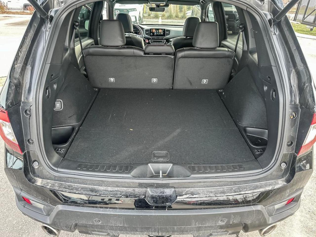 2025 Honda Passport Black Edition Photo