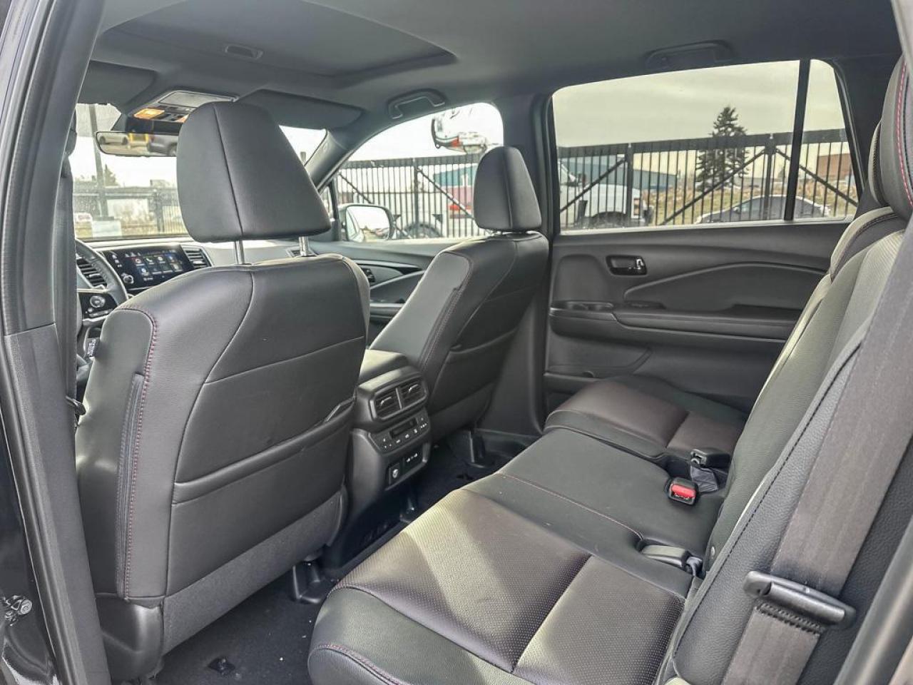 2025 Honda Passport Black Edition Photo