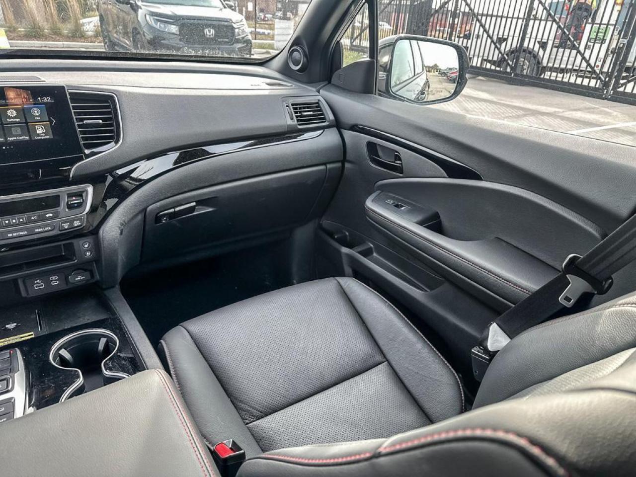 2025 Honda Passport Black Edition Photo