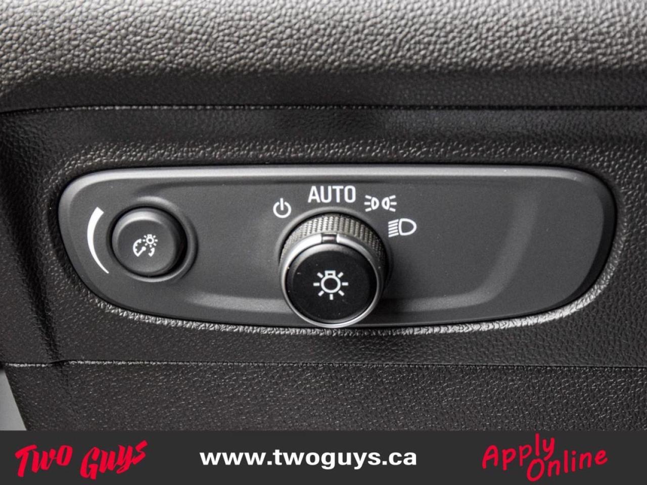 2021 Buick Envision Preferred AWD   Htd Cloth   Lease Return Photo