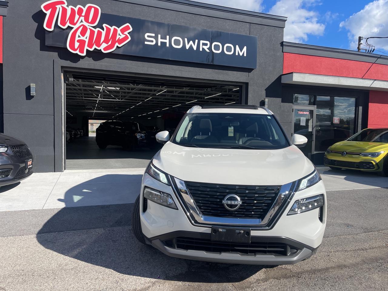 2023 Nissan Rogue SV 1.5L AWD   Lease Return   Panoroof Photo