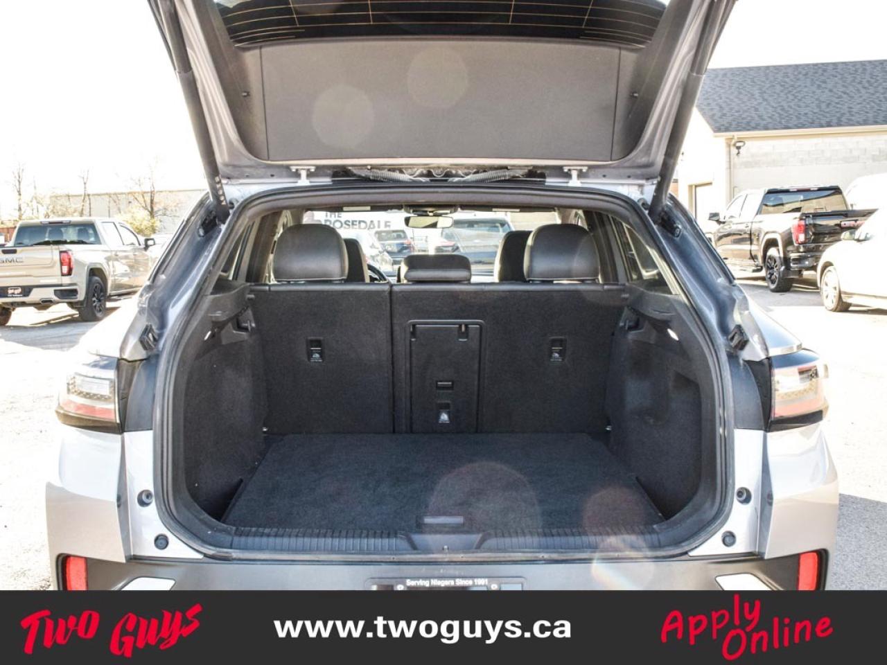 2023 Volkswagen ID.4 Pro S AWD   Glass Roof   Statement Pkg Photo