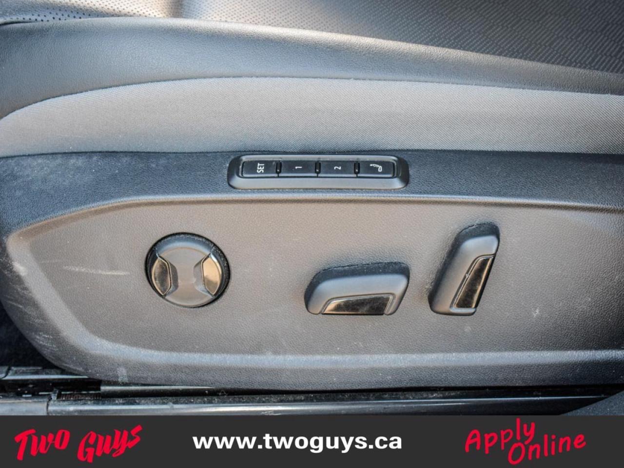 2023 Volkswagen ID.4 Pro S AWD   Glass Roof   Statement Pkg Photo