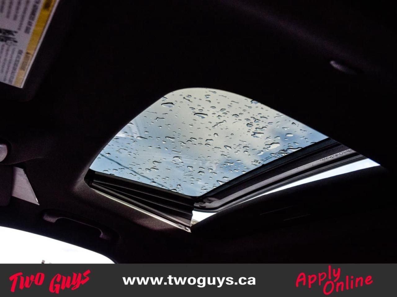 2024 Chevrolet Trax 2RS   Sunroof   Leather   Lease Return   Cacti Gre Photo