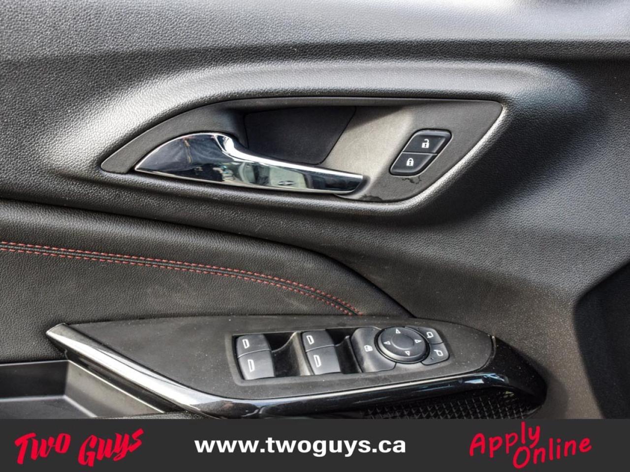 2024 Chevrolet Trax 2RS   Sunroof   Leather   Lease Return   Cacti Gre Photo