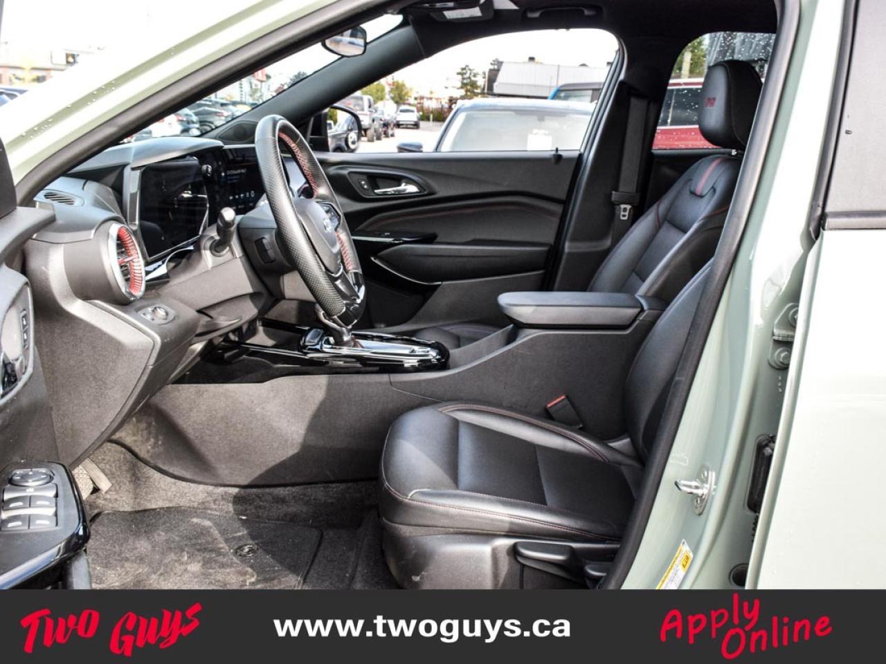 2024 Chevrolet Trax 2RS   Sunroof   Leather   Lease Return   Cacti Gre Photo