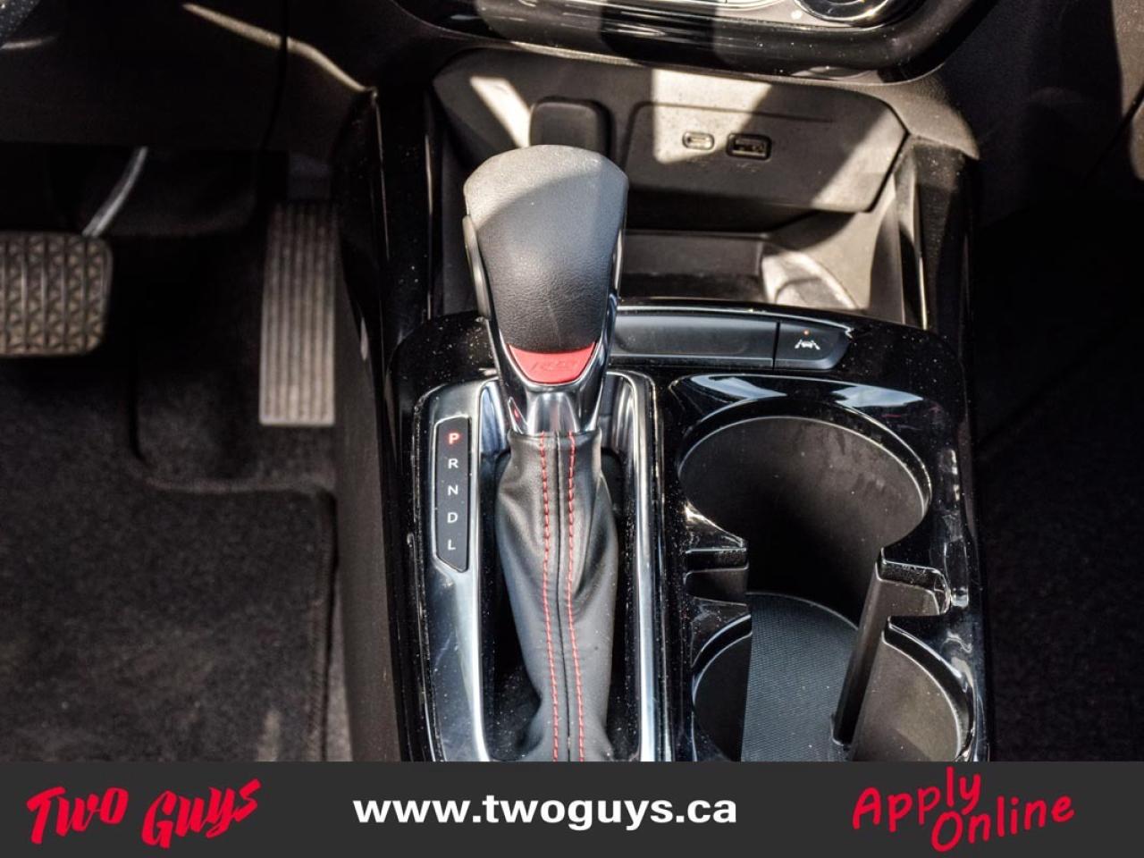 2024 Chevrolet Trax 2RS   Sunroof   Leather   Lease Return   Cacti Gre Photo