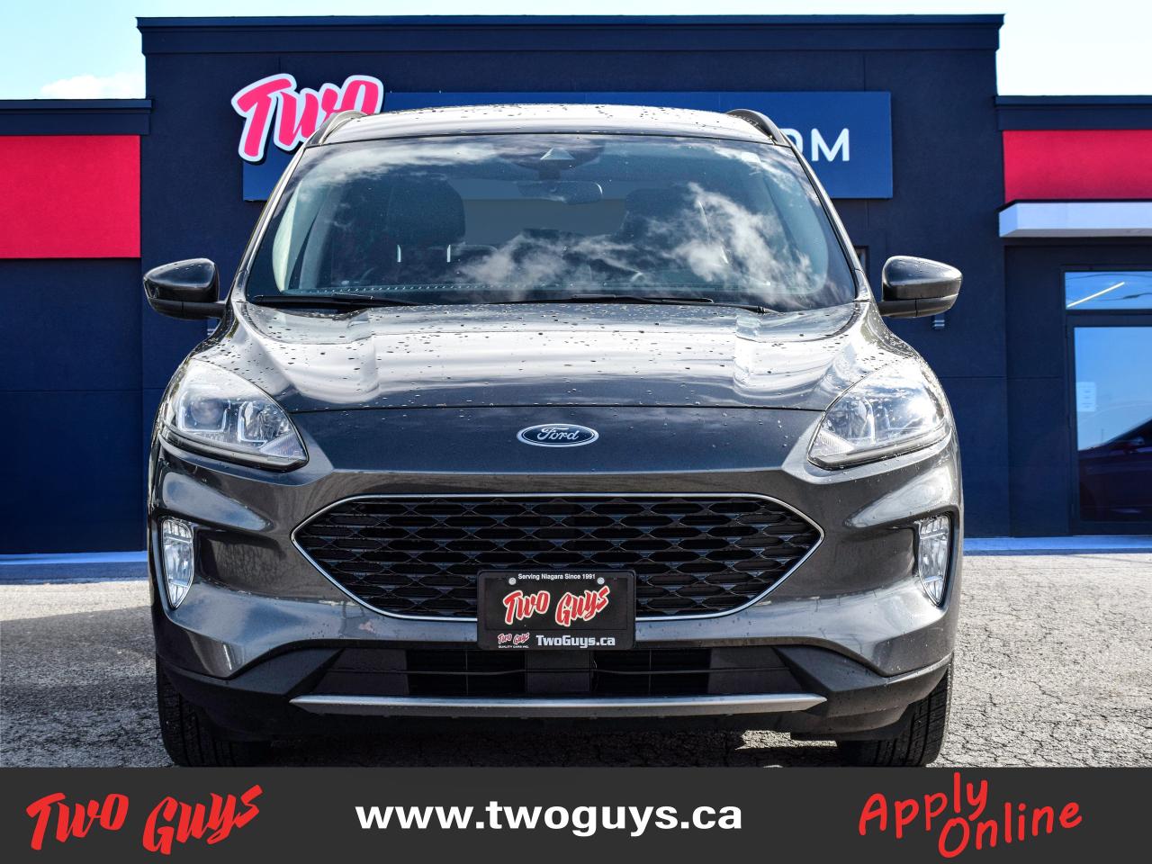 2020 Ford Escape SEL 1.5L FWD   New Tires   Nav   Leather Photo