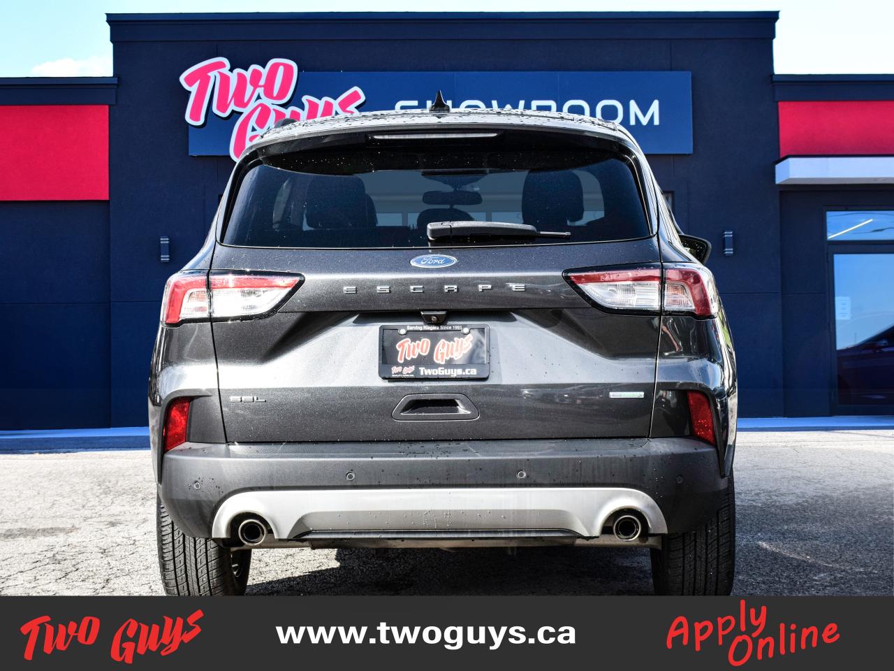 2020 Ford Escape SEL 1.5L FWD   New Tires   Nav   Leather Photo4