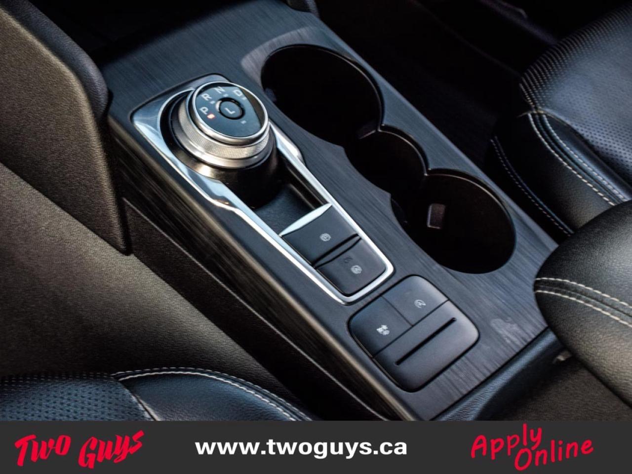 2020 Ford Escape SEL 1.5L FWD   New Tires   Nav   Leather Photo