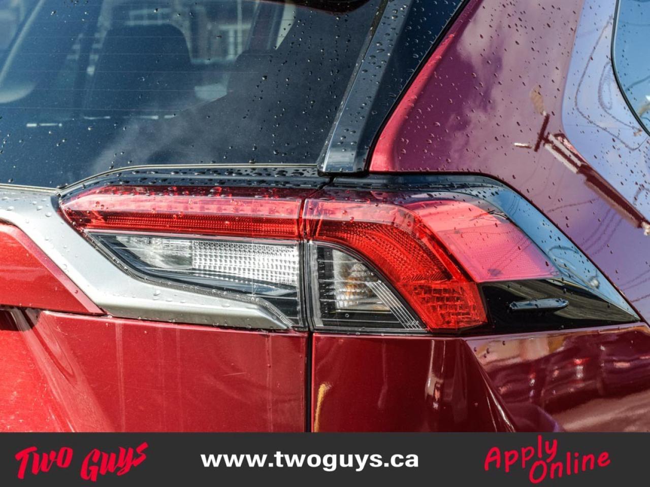 2023 Toyota RAV4 Limited AWD Sunroof Leather Nav Back Up Camera Photo