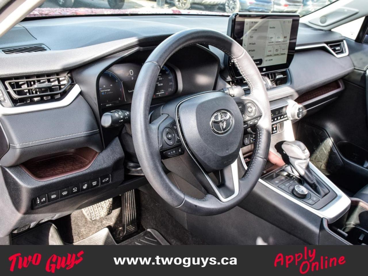 2023 Toyota RAV4 Limited AWD Sunroof Leather Nav Back Up Camera Photo