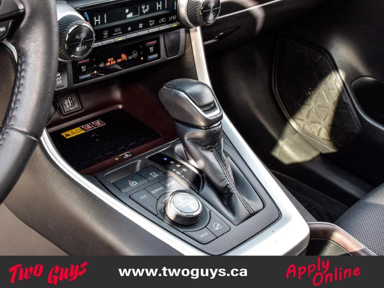 2023 Toyota RAV4 Limited AWD Sunroof Leather Nav Back Up Camera Photo