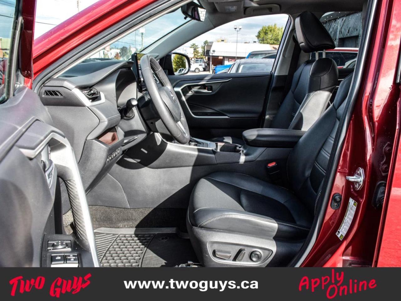 2023 Toyota RAV4 Limited AWD Sunroof Leather Nav Back Up Camera Photo