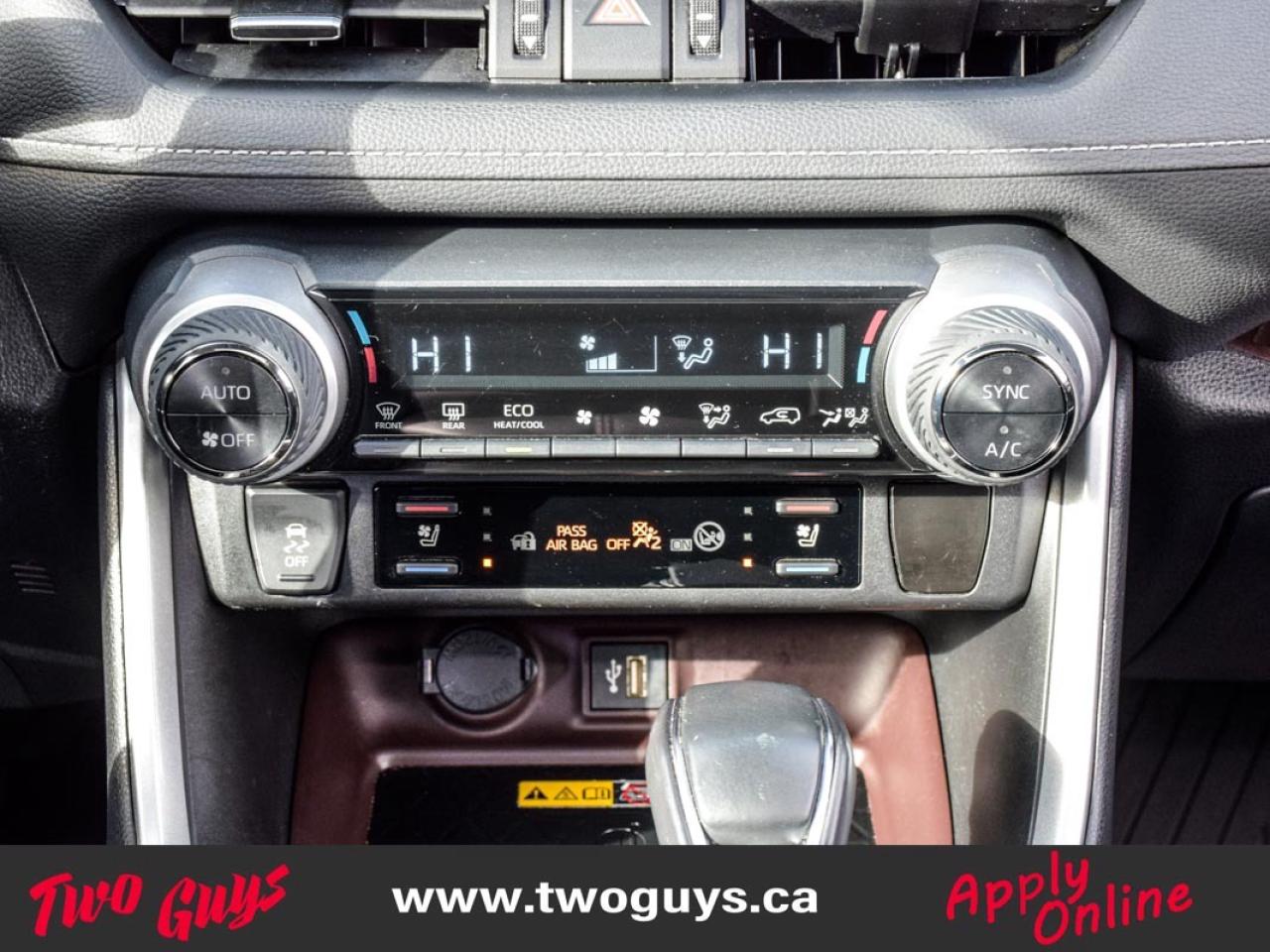 2023 Toyota RAV4 Limited AWD Sunroof Leather Nav Back Up Camera Photo