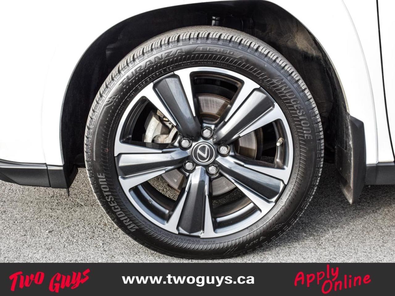 2023 Lexus UX UX 250h CVT AWD Leather Sunroof Back Up Cam Photo