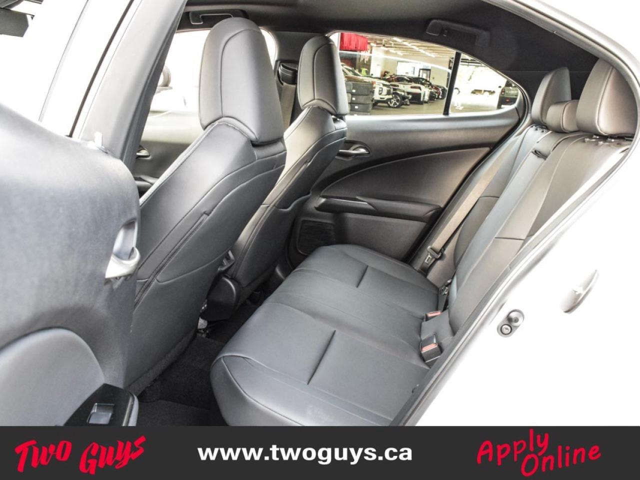 2023 Lexus UX UX 250h CVT AWD Leather Sunroof Back Up Cam Photo