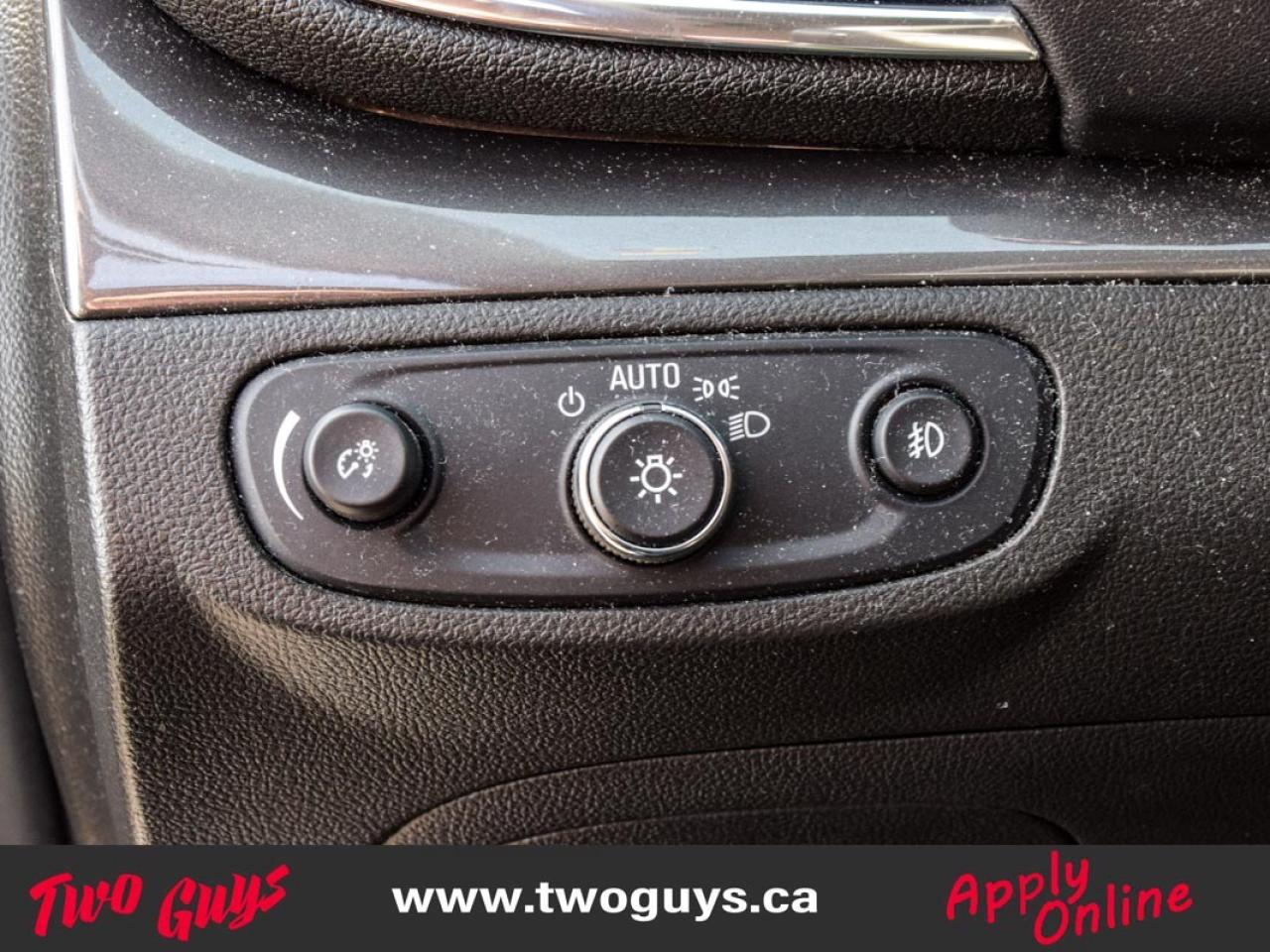 2017 Buick Encore AWD 4dr Essence Leather Nav Sunroof Back Up Cam Photo