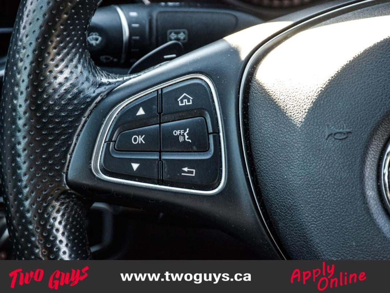 2018 Mercedes-Benz C-Class C 300 4MATIC Sedan Leather Panoroof Back Up Cam Photo