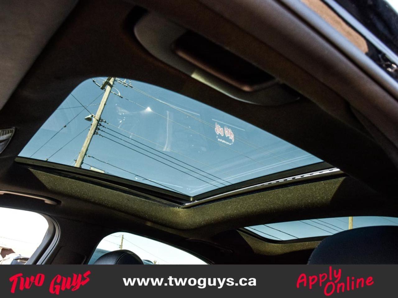 2018 Mercedes-Benz C-Class C 300 4MATIC Sedan Leather Panoroof Back Up Cam Photo