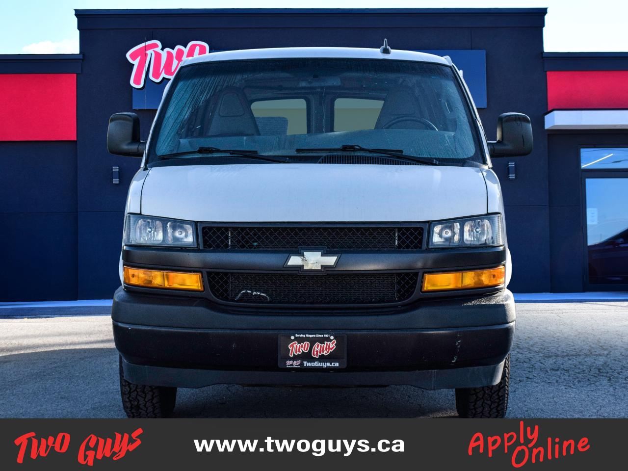 2021 Chevrolet Express 6.6L V8   135WB Cargo   Vinyl   Tow Pkg Photo