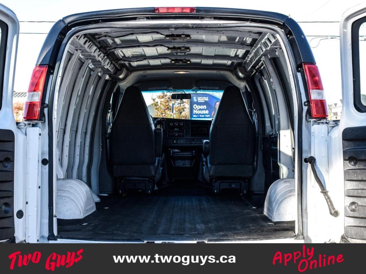 2021 Chevrolet Express 6.6L V8   135WB Cargo   Vinyl   Tow Pkg Photo