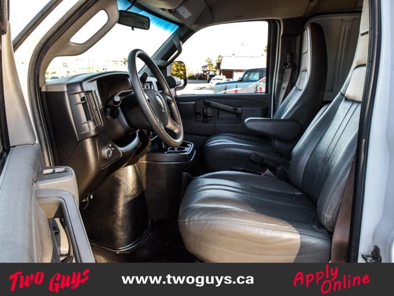 2021 Chevrolet Express 6.6L V8   135WB Cargo   Vinyl   Tow Pkg Photo