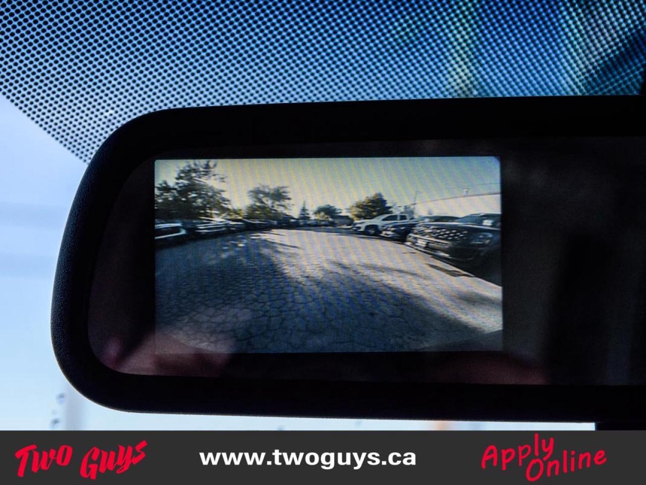 2021 Chevrolet Express 6.6L V8   135WB Cargo   Vinyl   Tow Pkg Photo