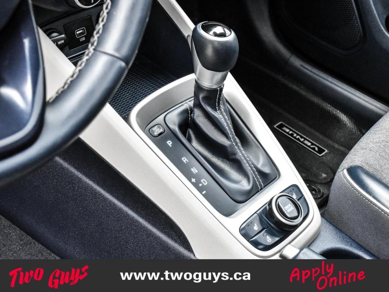 2020 Hyundai Venue Ultimate   Denim Pkg   Sunroof   Nav Photo