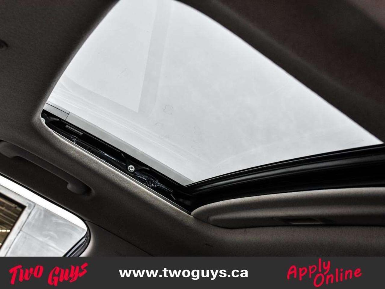 2020 Hyundai Venue Ultimate   Denim Pkg   Sunroof   Nav Photo