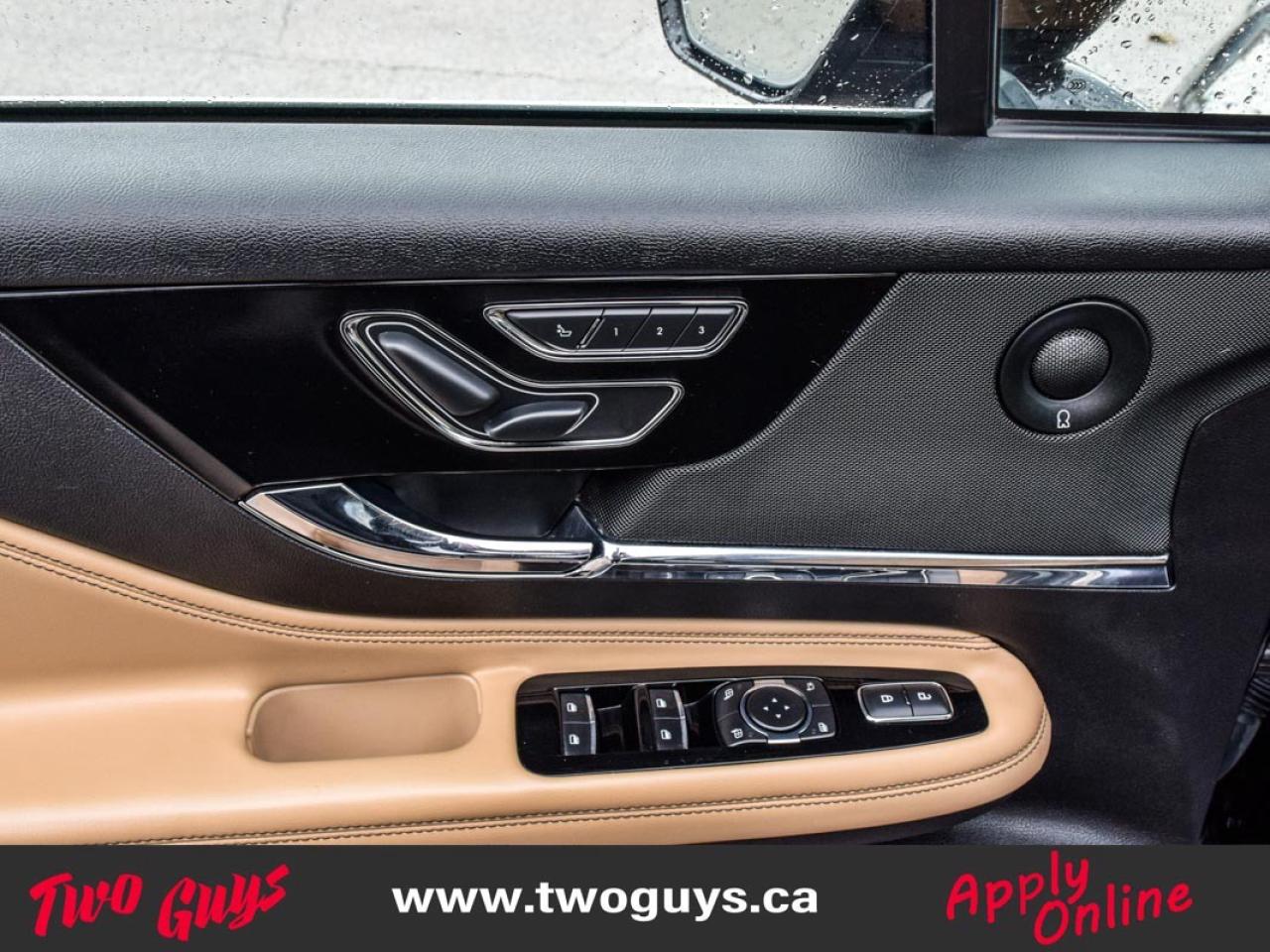 2022 Lincoln Corsair Reserve 2.0L AWD   Pano   Nav   Luxury Pkg Photo