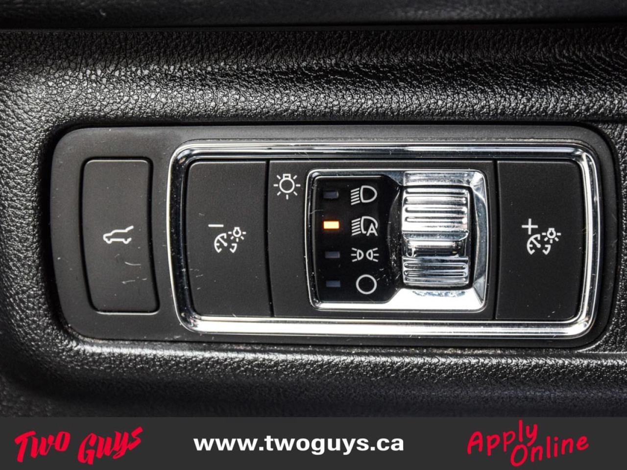 2022 Lincoln Corsair Reserve 2.0L AWD   Pano   Nav   Luxury Pkg Photo