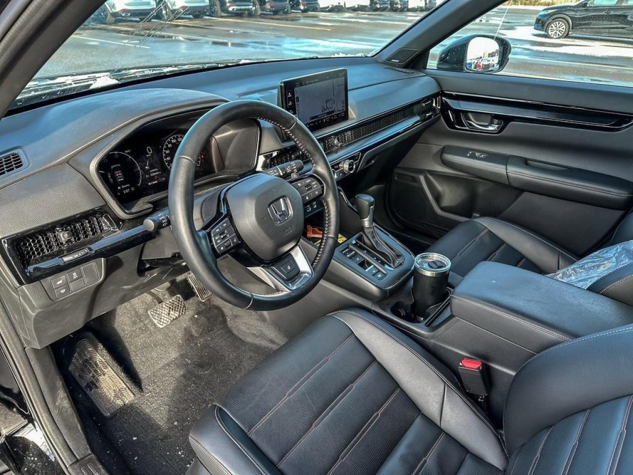 2025 Honda CR-V Hybrid Touring Photo