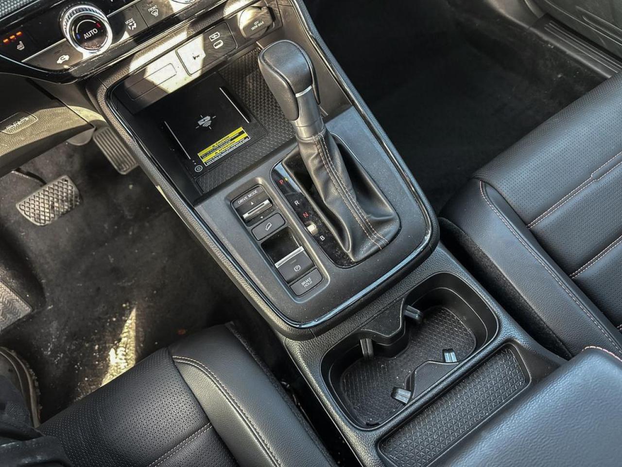 2025 Honda CR-V Hybrid Touring Photo