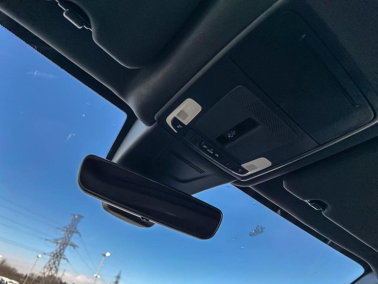 2025 Honda CR-V Hybrid Touring Photo