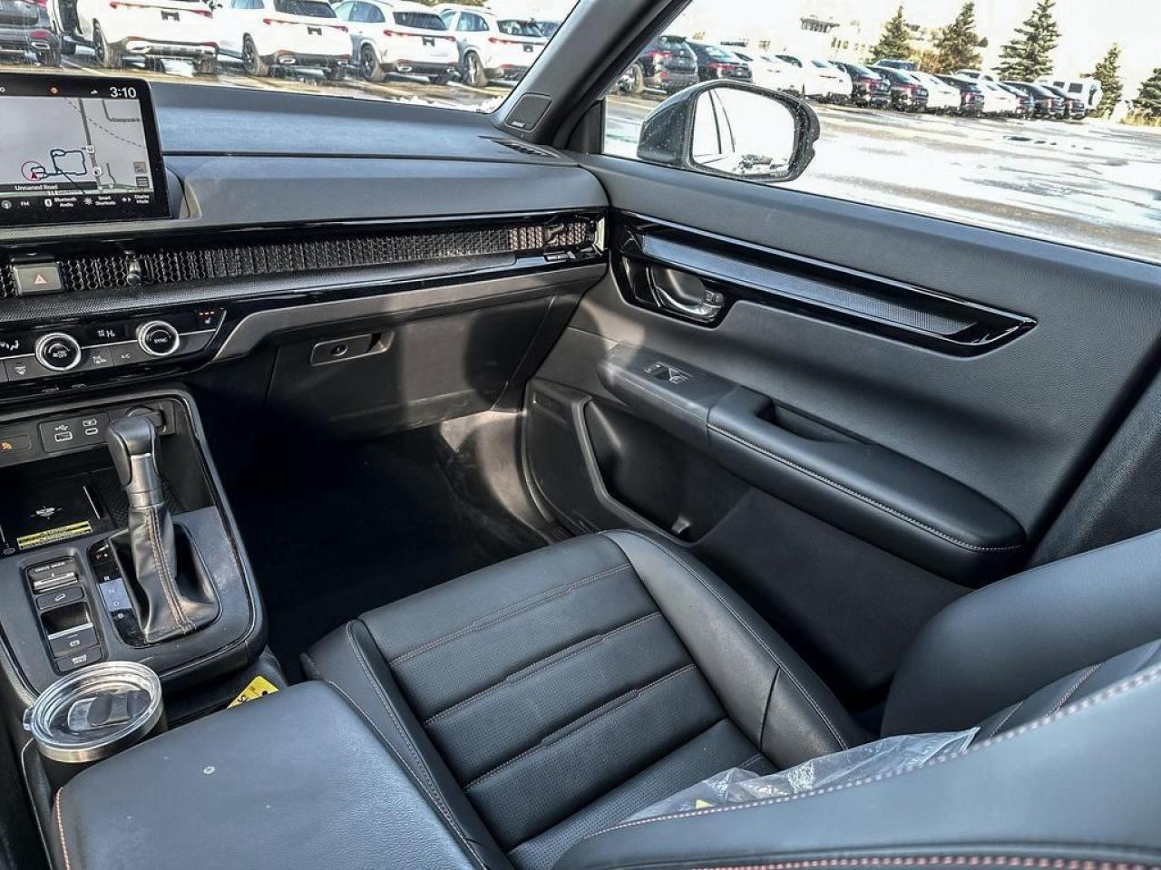 2025 Honda CR-V Hybrid Touring Photo