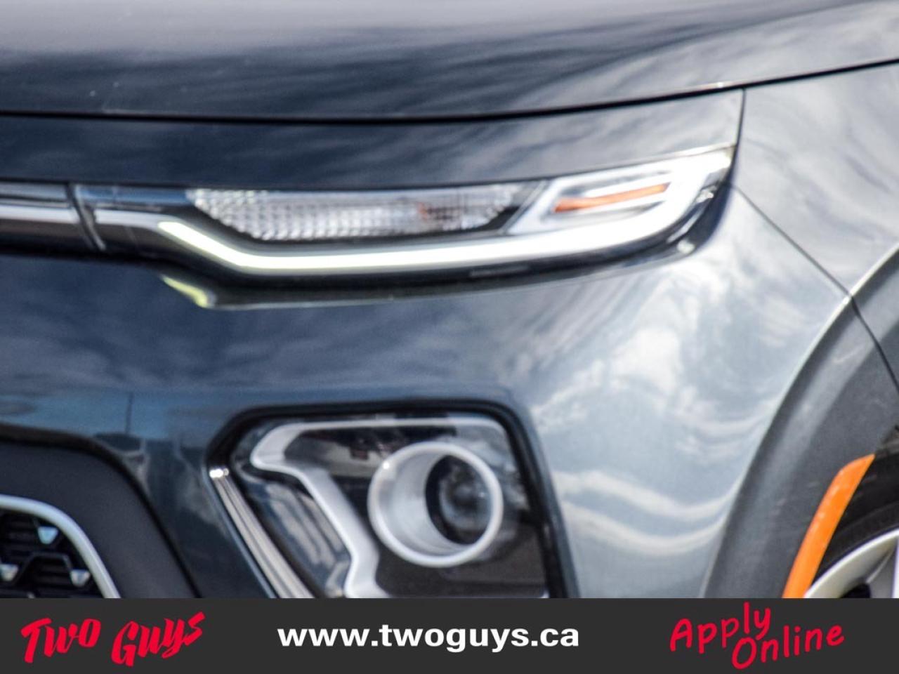 2022 Kia Soul EX IVT Back Up Cam Heated Front Seats & Wheel Photo