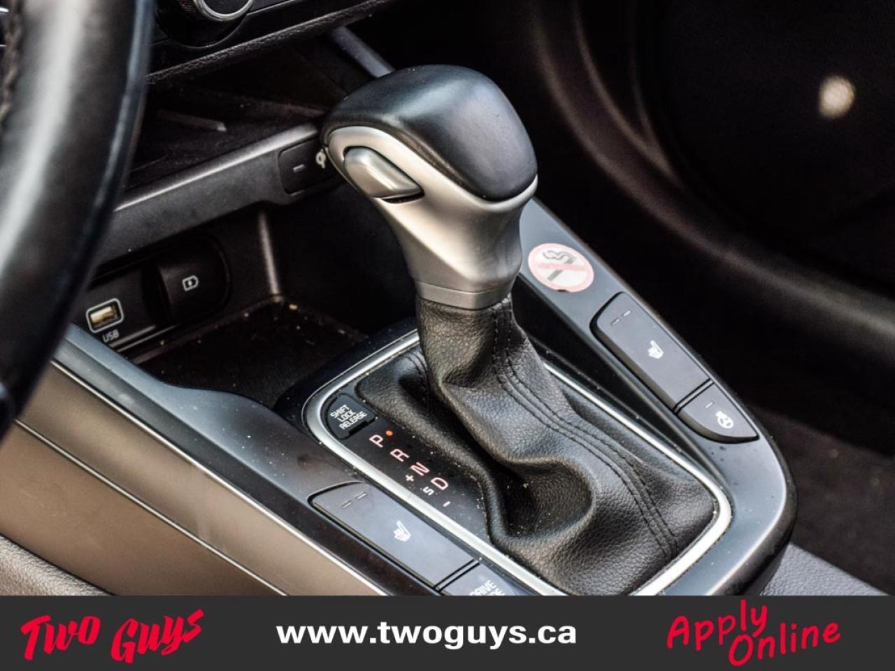 2022 Kia Soul EX IVT Back Up Cam Heated Front Seats & Wheel Photo