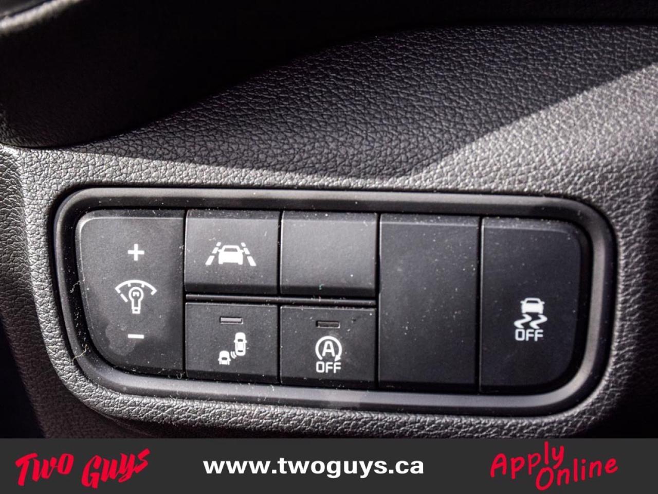 2022 Kia Soul EX IVT Back Up Cam Heated Front Seats & Wheel Photo