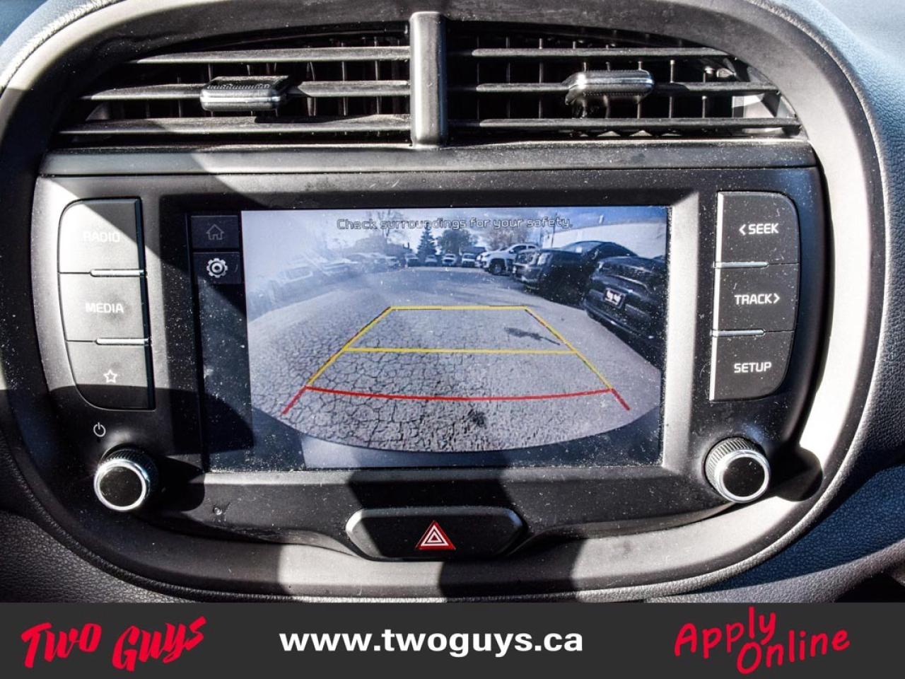 2022 Kia Soul EX IVT Back Up Cam Heated Front Seats & Wheel Photo